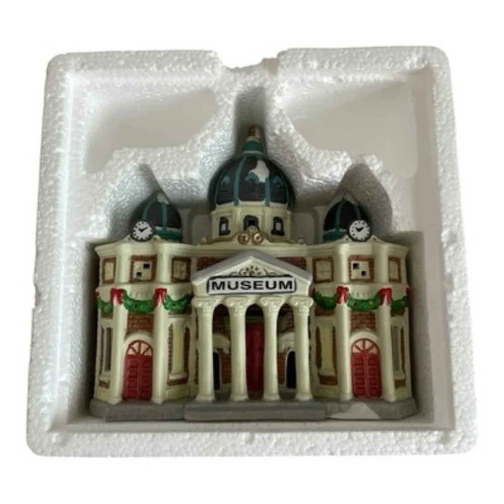 Dickens keepsake porcelain